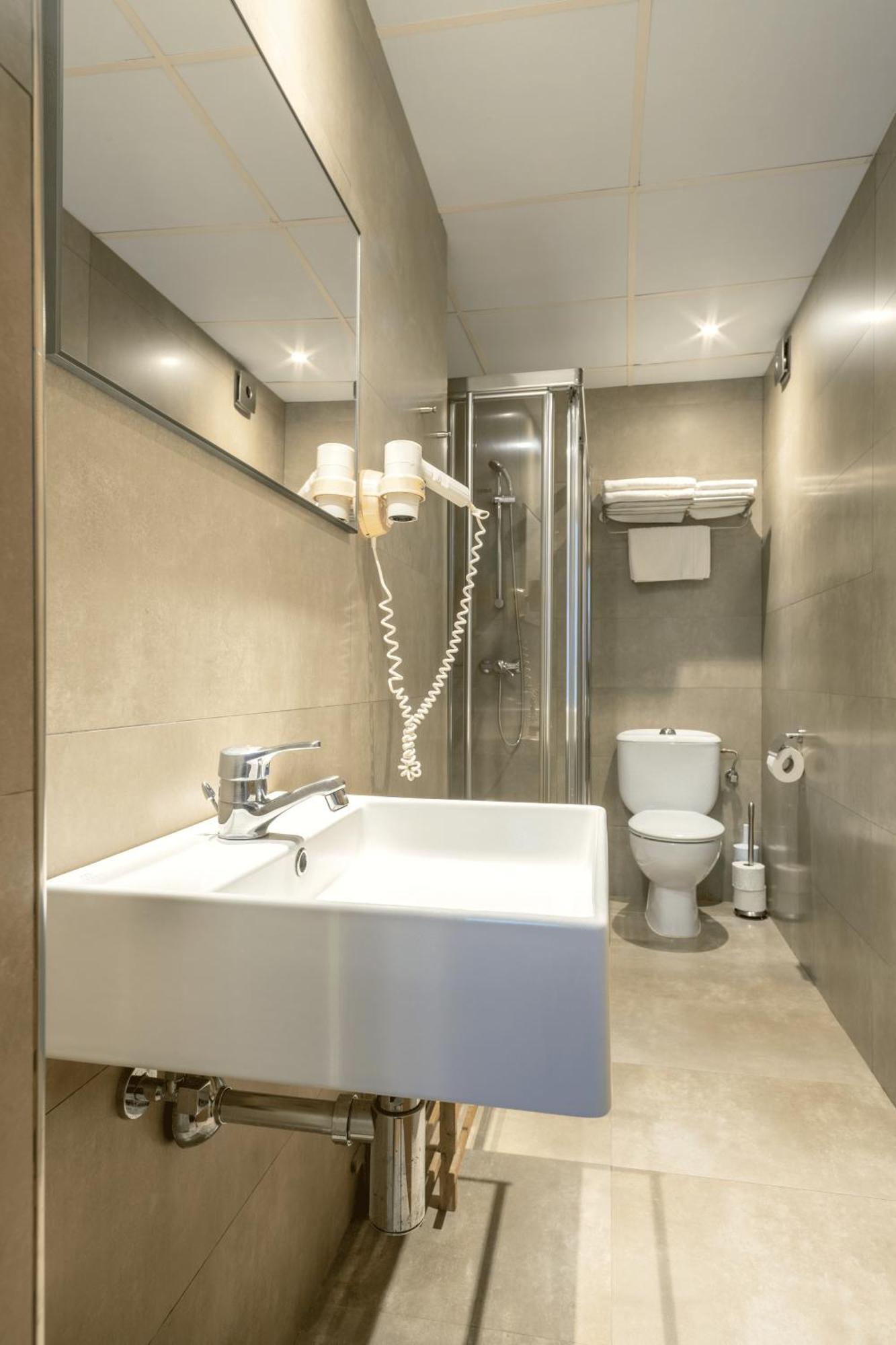 Hostal Parque Ibiza الغرفة الصورة